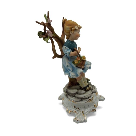 VIERTASCA Capodimonte Girl Figurine and Tree Floral Decor Italy Vintage - Picture 3 of 12